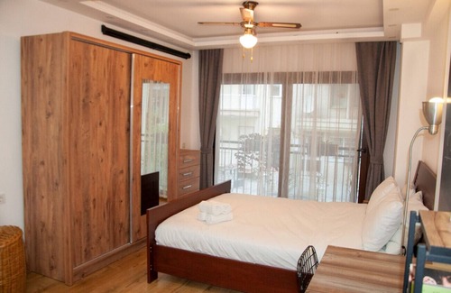 Karsiyaka Apartment | Lovely and Comfy Flat near Sea in Karsiyaka Izmir