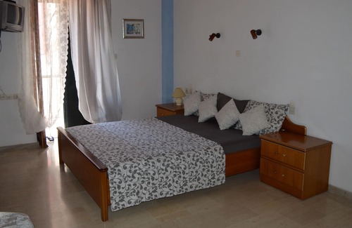Mithimna House | Lovely and Quiet location at Molivos harbour