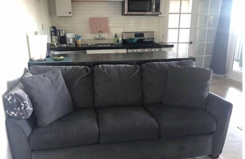 Almonte House | Lovely and Quiet suite with GORGEOUS VIEWS-10 min to Golden Gate Bridge