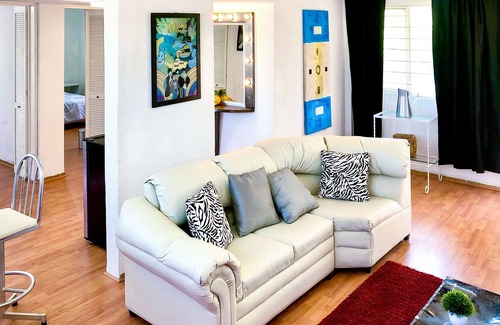 San Luis Potosi Apartment | Lovely and spacious apartment next to the Park