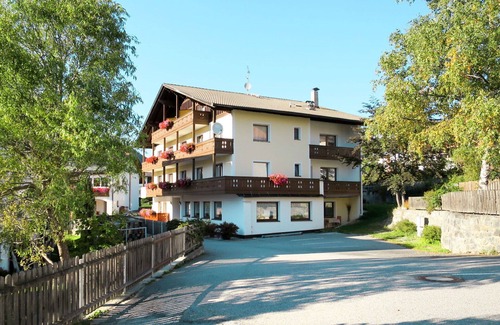 St. Valentin auf der Haide Apartment | Lovely apartment for 4 people with WIFI, TV, balcony, pets allowed and parking