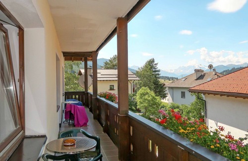 St. Valentin auf der Haide Apartment | Lovely apartment for 4 people with WIFI, TV, balcony, pets allowed and parking