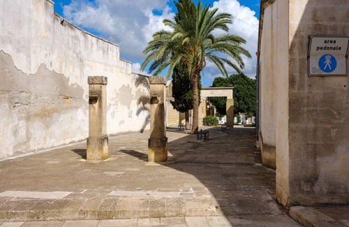 San Donato di Lecce Apartment | "Lovely Apartment Calù 2" with Balconies & Wi-Fi