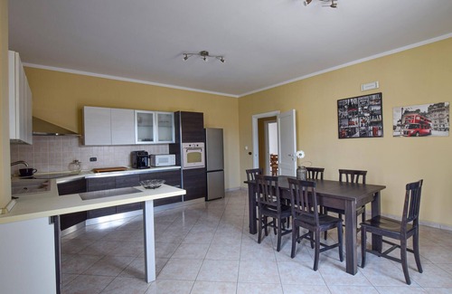 Nicotera Marina Apartment | Lovely apartment in Nicotera Marina with WiFi