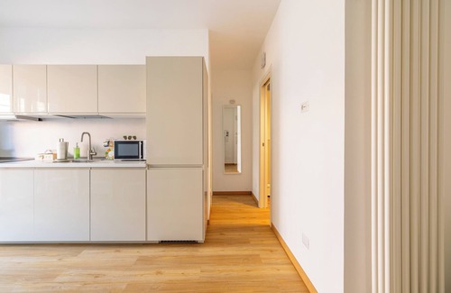 Torrino Apartment | Lovely apartment 5 minutes walk from Tor di Valle Station of MetroMare linen