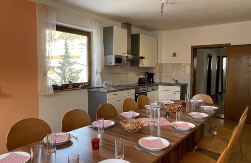 Sonnenberg Apartment | Lovely apartment for 14 guests with WIFI, TV, balcony and pets allowed