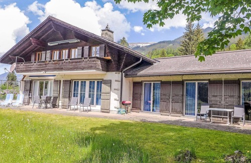 Grindelwald Apartment | Lovely apartment for 4 guests with WIFI, TV and terrace