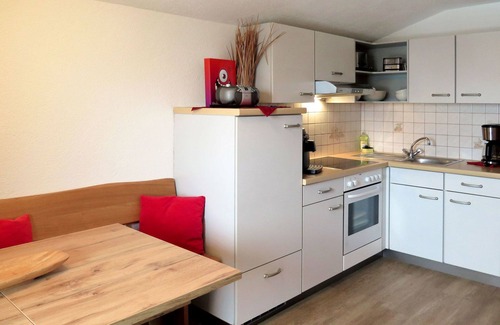 Emberg Apartment | Lovely apartment for 6 people with WIFI, TV and balcony