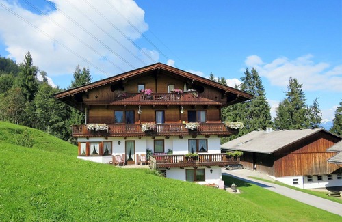 Emberg Apartment | Lovely apartment for 4 people with WIFI, TV and balcony