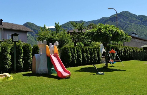 Caldonazzo Apartment | Lovely apartment for 6 guests with WIFI, TV, patio, pets allowed and parking