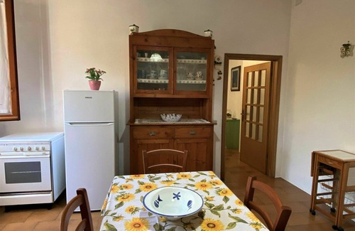Riparbella Apartment | Lovely apartment for 4 people with WIFI, patio and pets allowed