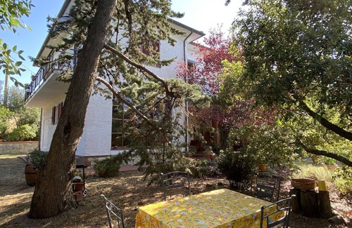 Riparbella Apartment | Lovely apartment for 4 people with WIFI, patio and pets allowed