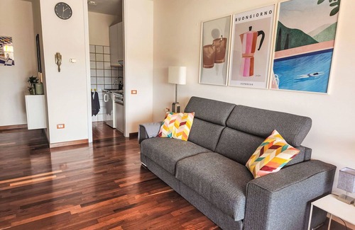 Lesa Apartment | Lovely apartment for 3 guests with WIFI, A/C, TV, patio and pets allowed