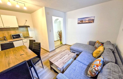 Huben Apartment | Lovely apartment for 4 guests with WIFI, TV, patio and pets allowed