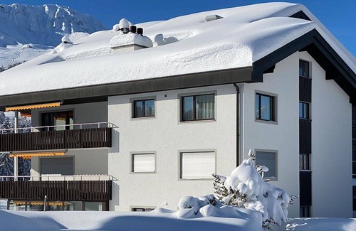 Parpan Apartment | Lovely apartment for 4 people with WIFI, TV and balcony