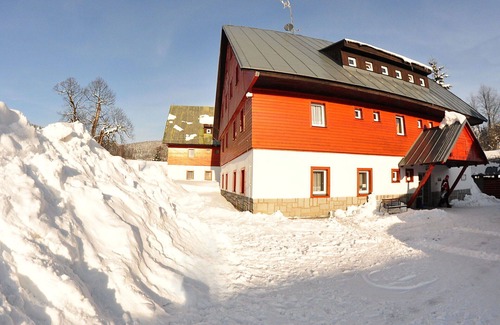 Ostruzna Apartment | Lovely apartment for 4 guests with WIFI, TV and pets allowed