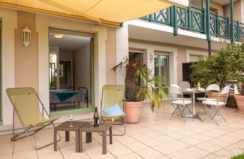Saint-Igneuc Apartment | Lovely apartment for 4 people with WIFI, TV, patio, pets allowed and parking