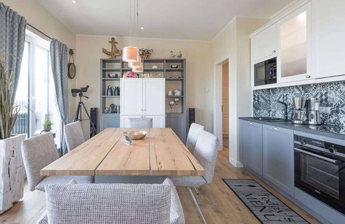 Nordstrand Apartment | Lovely apartment for 4 guests with WIFI, TV, terrace and pets allowed