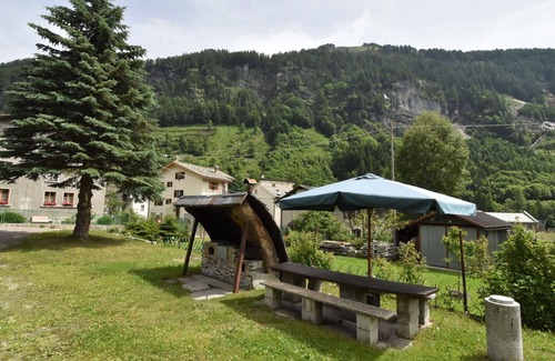 Isola Apartment | Lovely apartment for 4 guests with WIFI, TV, terrace and pets allowed