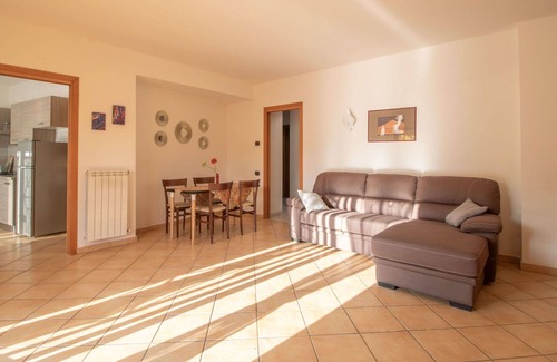Formia Apartment | Lovely apartment for 6 guests with A/C, WIFI, TV, terrace and pets allowed