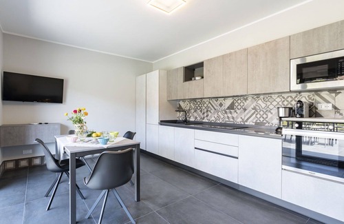 Caramagna Ligure Apartment | Lovely apartment for 6 people with WIFI, A/C, pool, TV, terrace, pets allowed and parking