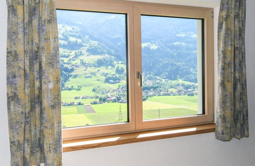 Emberg Apartment | Lovely apartment for 6 people with WIFI and terrace