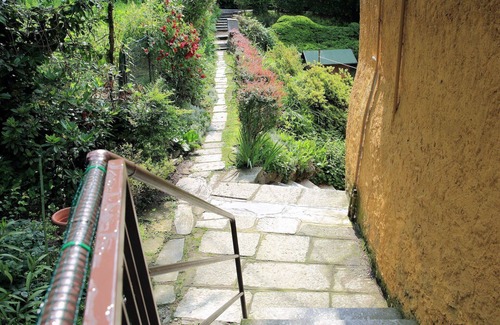 Oleggio Castello Apartment | Lovely apartment for 6 people with WIFI, TV, terrace and pets allowed