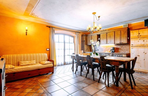 Coredo Apartment | Lovely apartment for 8 guests with WIFI, TV, terrace and pets allowed