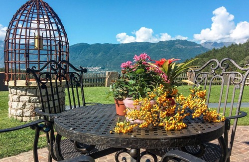 Coredo Apartment | Lovely apartment for 8 guests with WIFI, TV, terrace and pets allowed