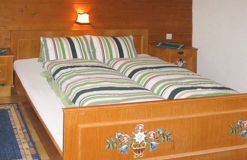 Gerlosberg Apartment | Lovely apartment for 9 guests with WIFI, TV, balcony, pets allowed and parking