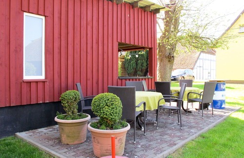 Ummanz Apartment | Lovely apartment for 5 people with WIFI, TV and patio