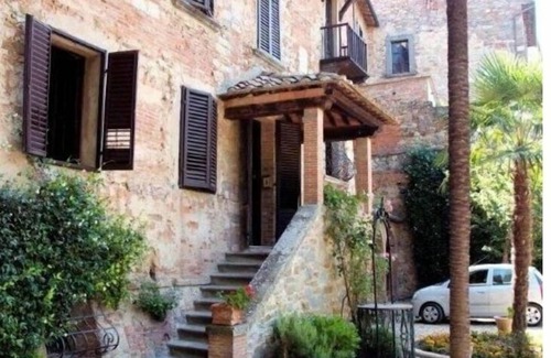 Lucignano Apartment | Lovely apartment for 2 people with pool, WIFI, A/C, close to Montepulciano