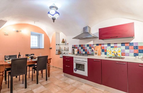 Pietrabruna House | Lovely apartment in villa for 2 guests with WIFI
