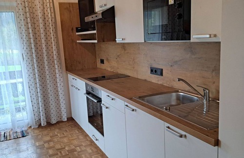 Oberwang Villa | Lovely apartment in villa for 4 people with WIFI, TV, balcony and parking