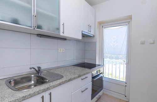 Blace Apartment | Lovely apartment in Blace with WiFi