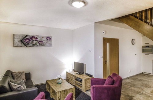 Lipno nad Vltavou House | Lovely apartment in villa for 5 guests with WIFI, TV, terrace and pets allowed