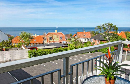 Gudhjem Apartment | Lovely apartment in Gudhjem with WiFi