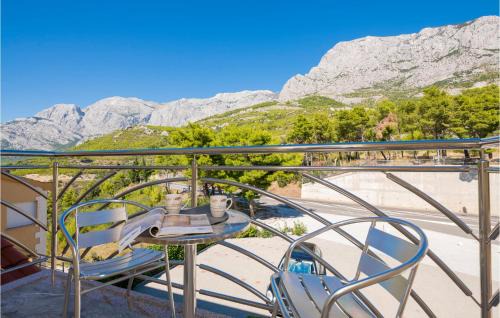 Bratus Apartment | Lovely Apartment In Krvavica With Wifi