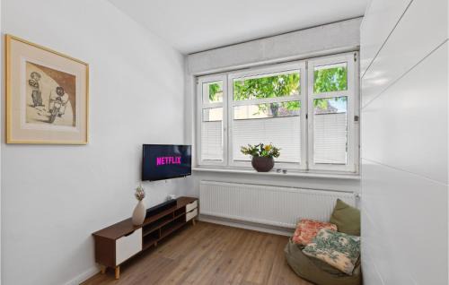 Naumburg Apartment | Lovely Apartment In Naumburg With Wifi