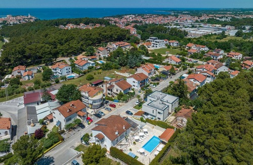Porec Apartment | Lovely apartment in Porec with WiFi