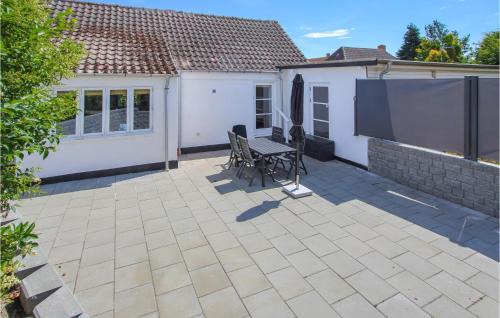 Tranebjerg Apartment | Lovely Apartment In Samsø With Wifi