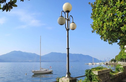 Trarego Viggiona House | Lovely apartment in villa for 4 guests with WIFI, TV and patio