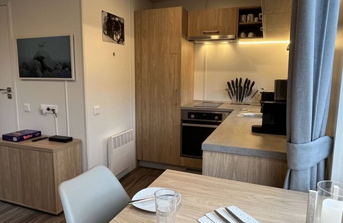 Wemding House | Lovely apartment in villa for 4 people with A/C, WIFI, TV and terrace