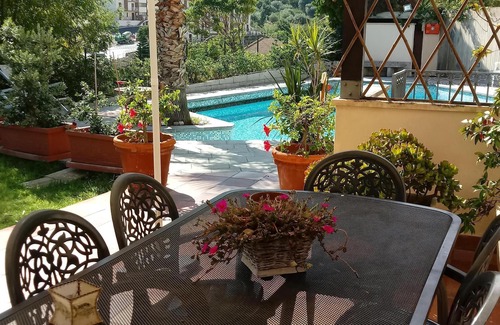Cefalu Apartment | Lovely apartment in villa with pool, and panoramic sea views.