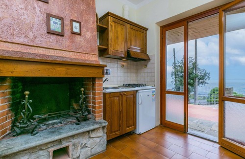San Baronto Apartment | Lovely apartment for 2 guests with pool, WIFI, TV, terrace and pets allowed