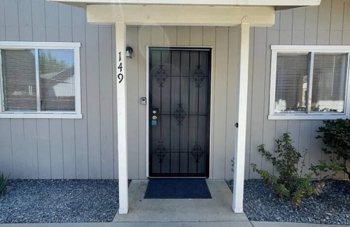 Coalinga Apartment | Lovely Apartment unit near central Coalinga