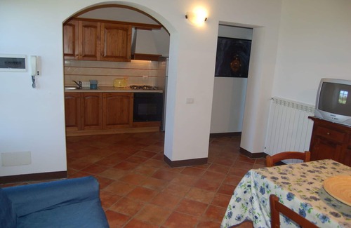 Sant'Appiano Apartment | Lovely apartment with pool, WIFI, TV, patio, pets allowed and parking, close to San Gimignano