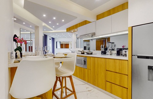 Downtown Cancun Hotel | Lovely apartment with pool, ping pong, & kitchenette