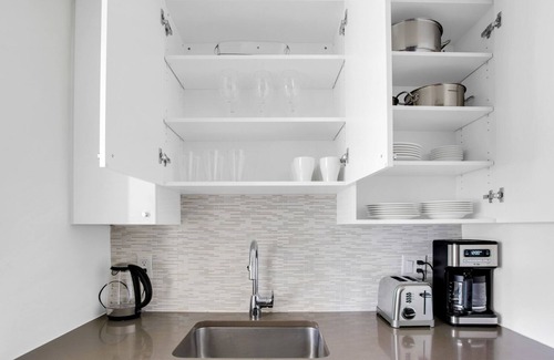 Prudential - St. Botolph Apartment | Lovely Back Bay 1BR, by Blueground