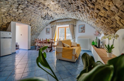Vico Equense Apartment | Lovely beach apartment with private terrace and sea view near Sorrento